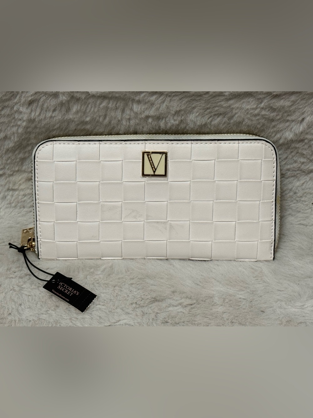 Victoria's Secret White Woven Logo Wallet